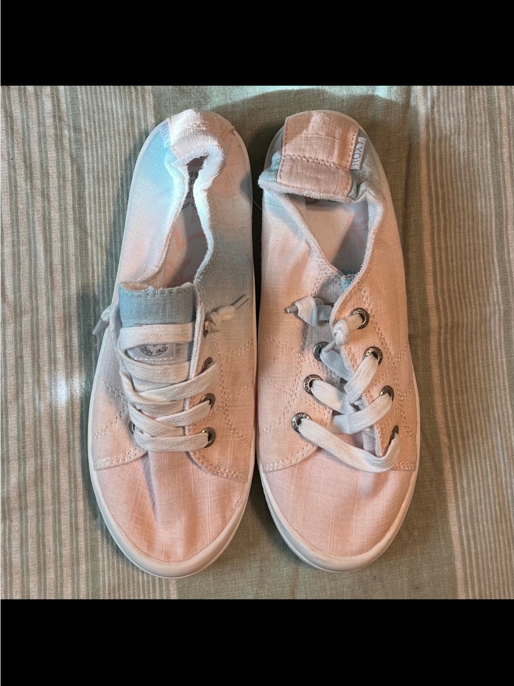 Roxy Light Pink Low-Top Lace-Up Kids Sneakers - Picture 2 of 6